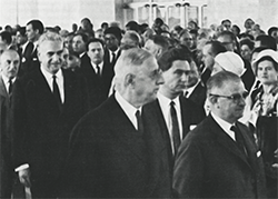 Inauguration du campus de Jouy-en-Josas par le Général De Gaulle