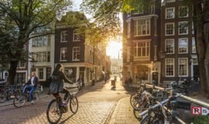 iStock-Amsterdam_a_Taiga