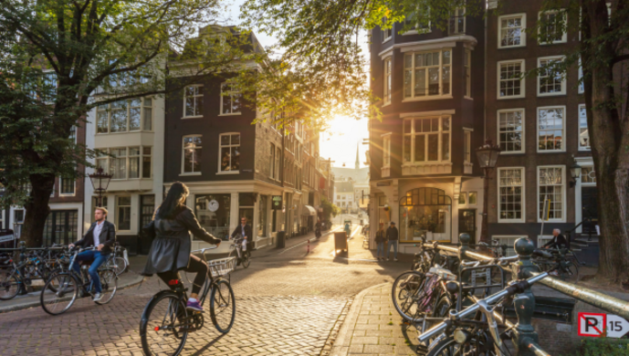 iStock-Amsterdam_a_Taiga_cover